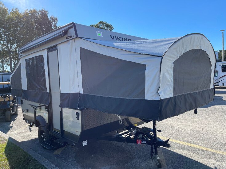 Thumbnail Photo undefined for New 2022 Coachmen Viking